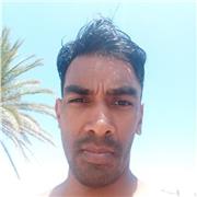 Soy apasionado por el idioma inglés y español.